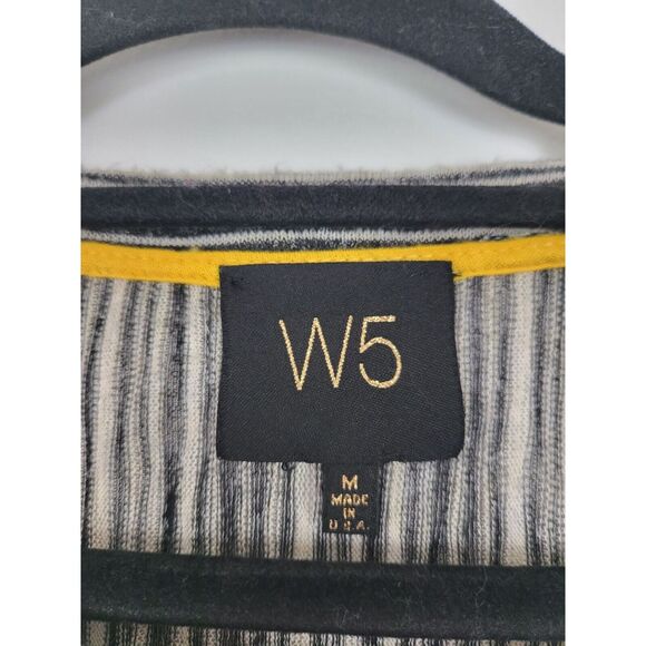 W5 Anthropologie Top Med Womens Black White Cap Sleeve Crew Neck Pullover - Picture 4 of 6